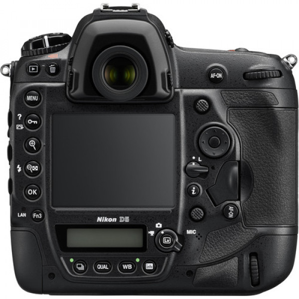 Nikon D5 Corpo
